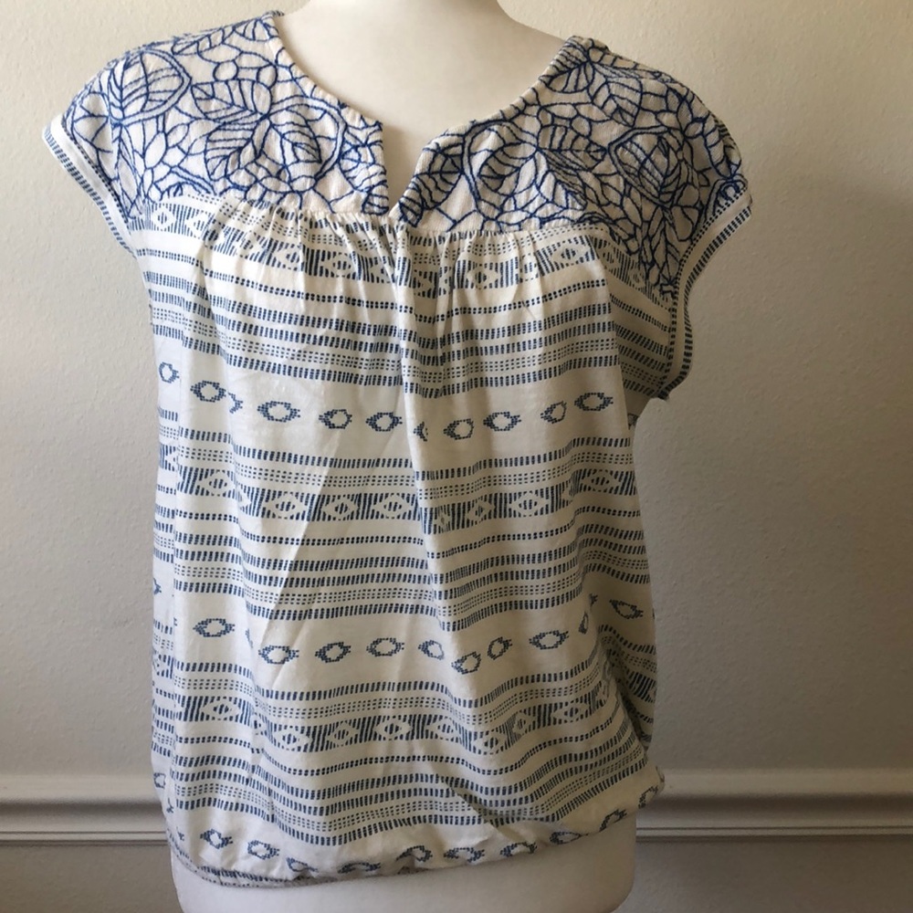 Lucky Brand top